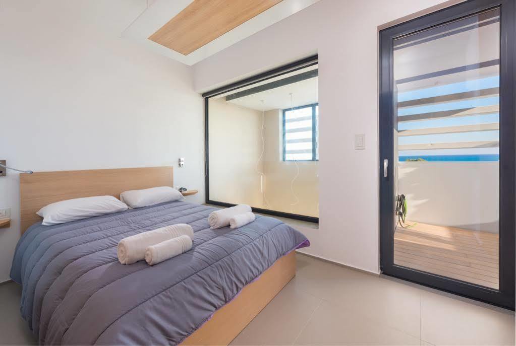 Albatross Beach Front Villas Gennadi Extérieur photo
