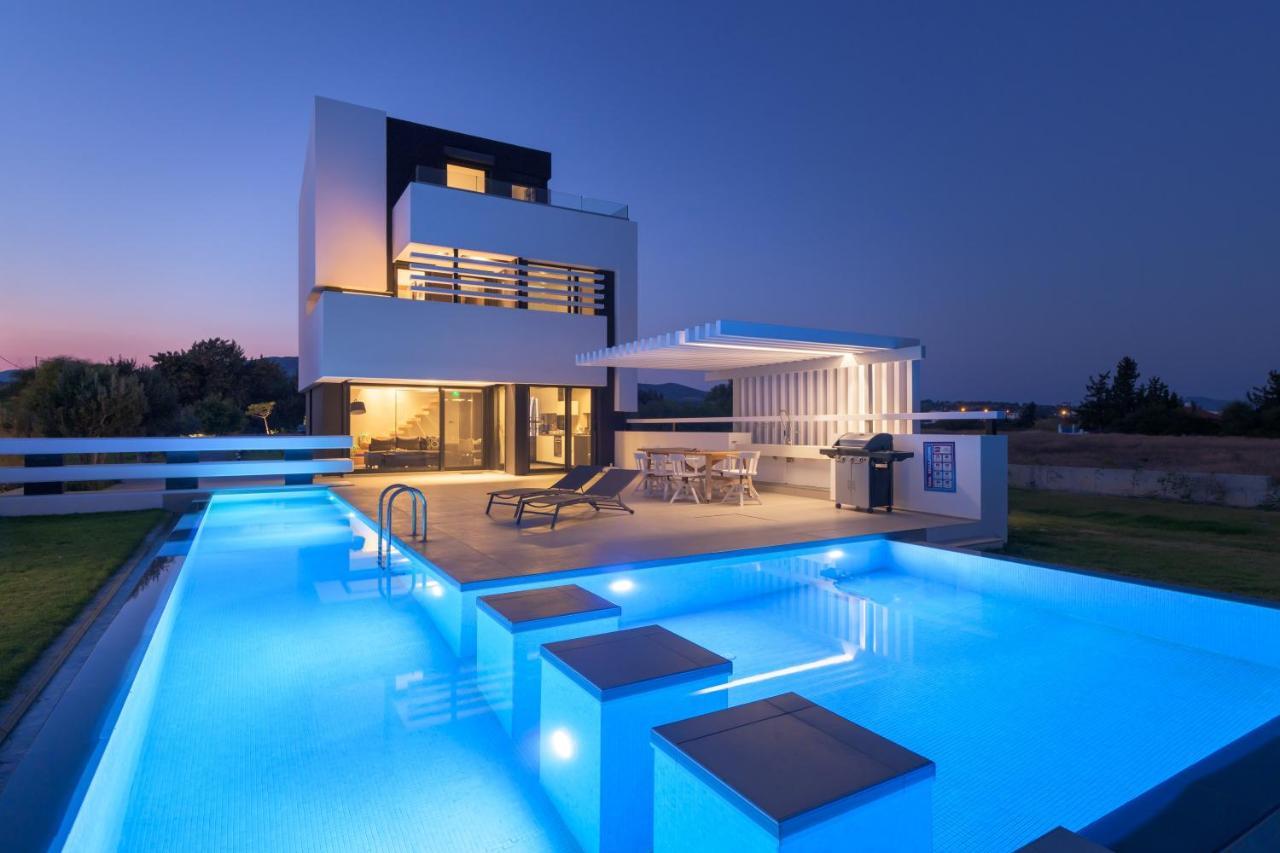 Albatross Beach Front Villas Gennadi Extérieur photo