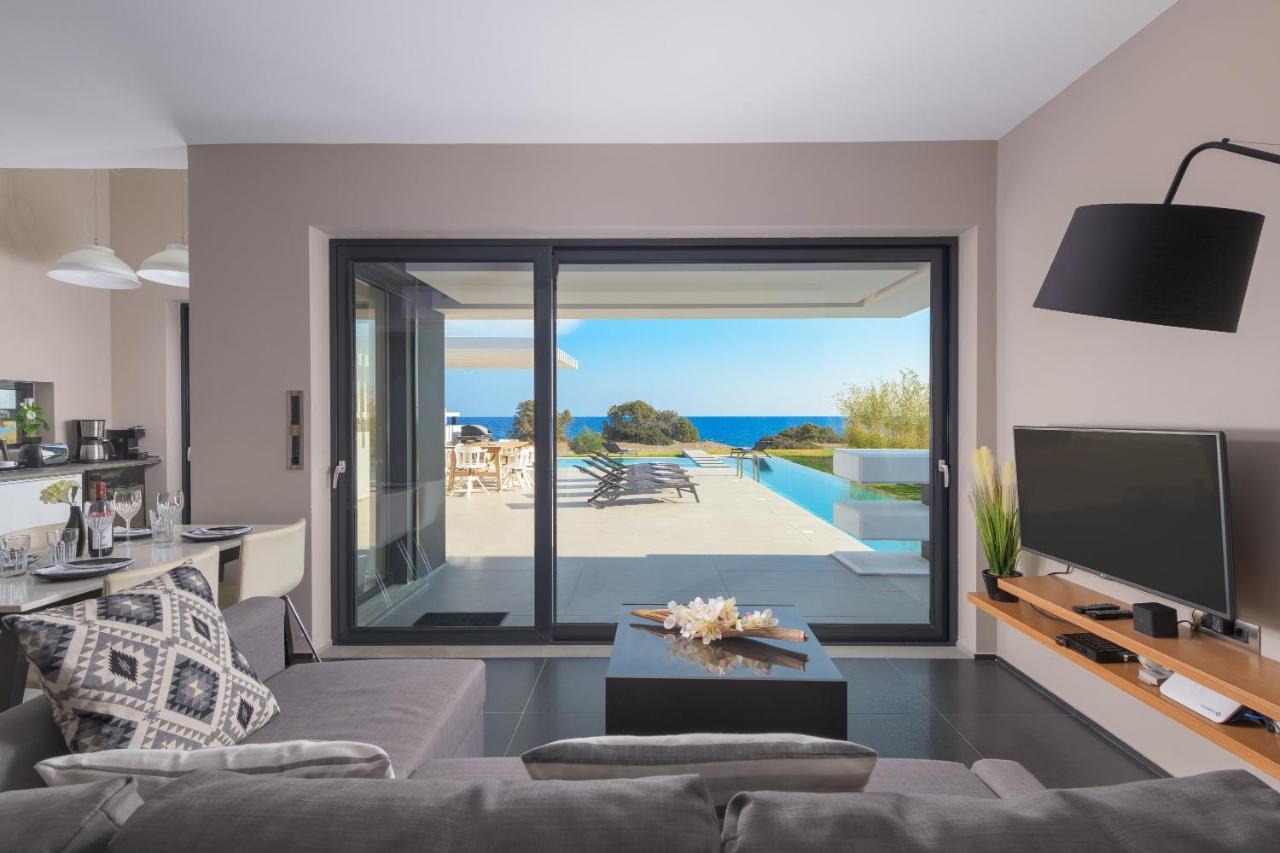 Albatross Beach Front Villas Gennadi Extérieur photo